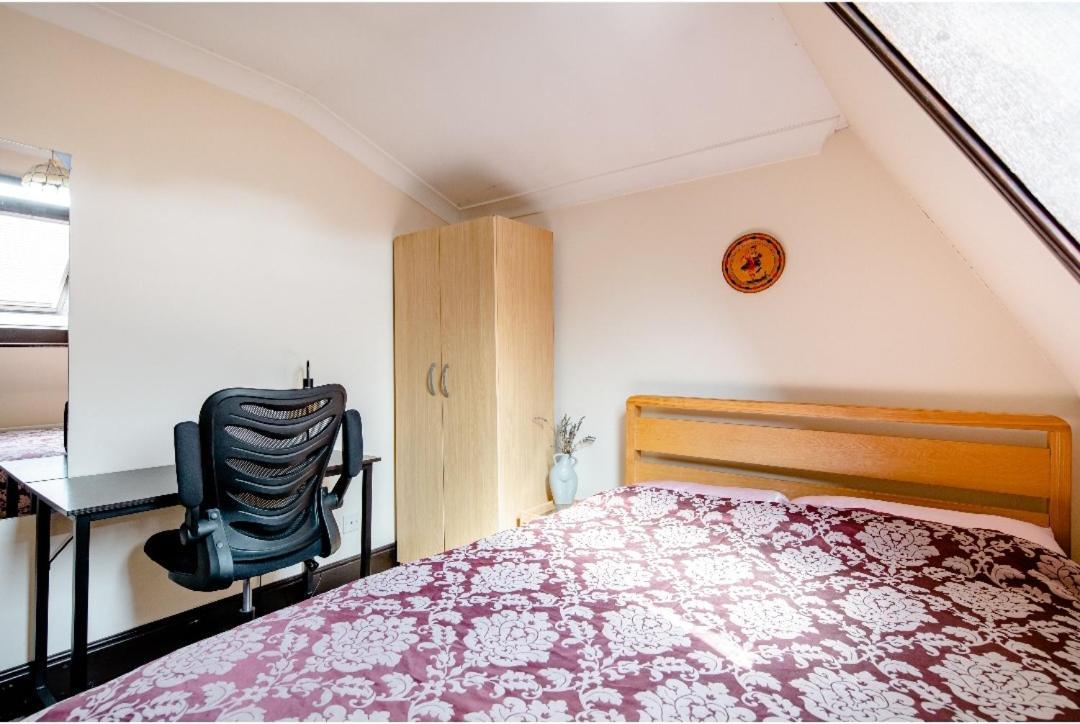 Double Room 2 Mins From Station Belvedere Exterior photo