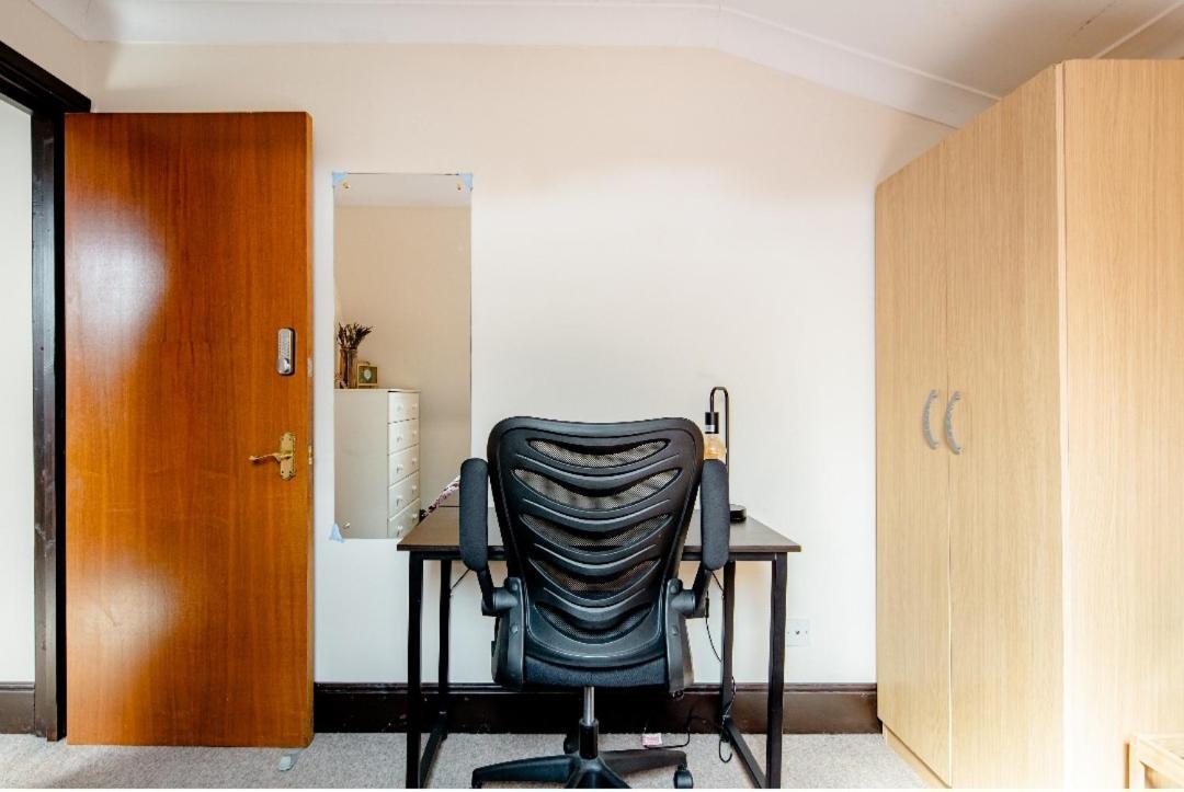 Double Room 2 Mins From Station Belvedere Exterior photo